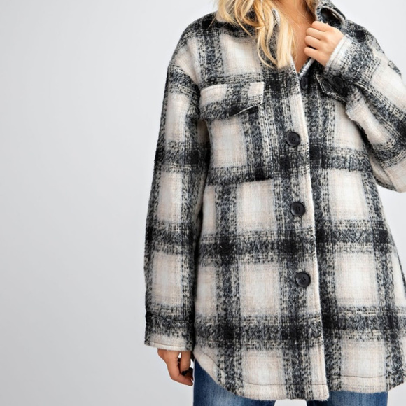 NWT- Women’s Button Front Plaid Coat, Poly/Wool - Picture 5 of 8